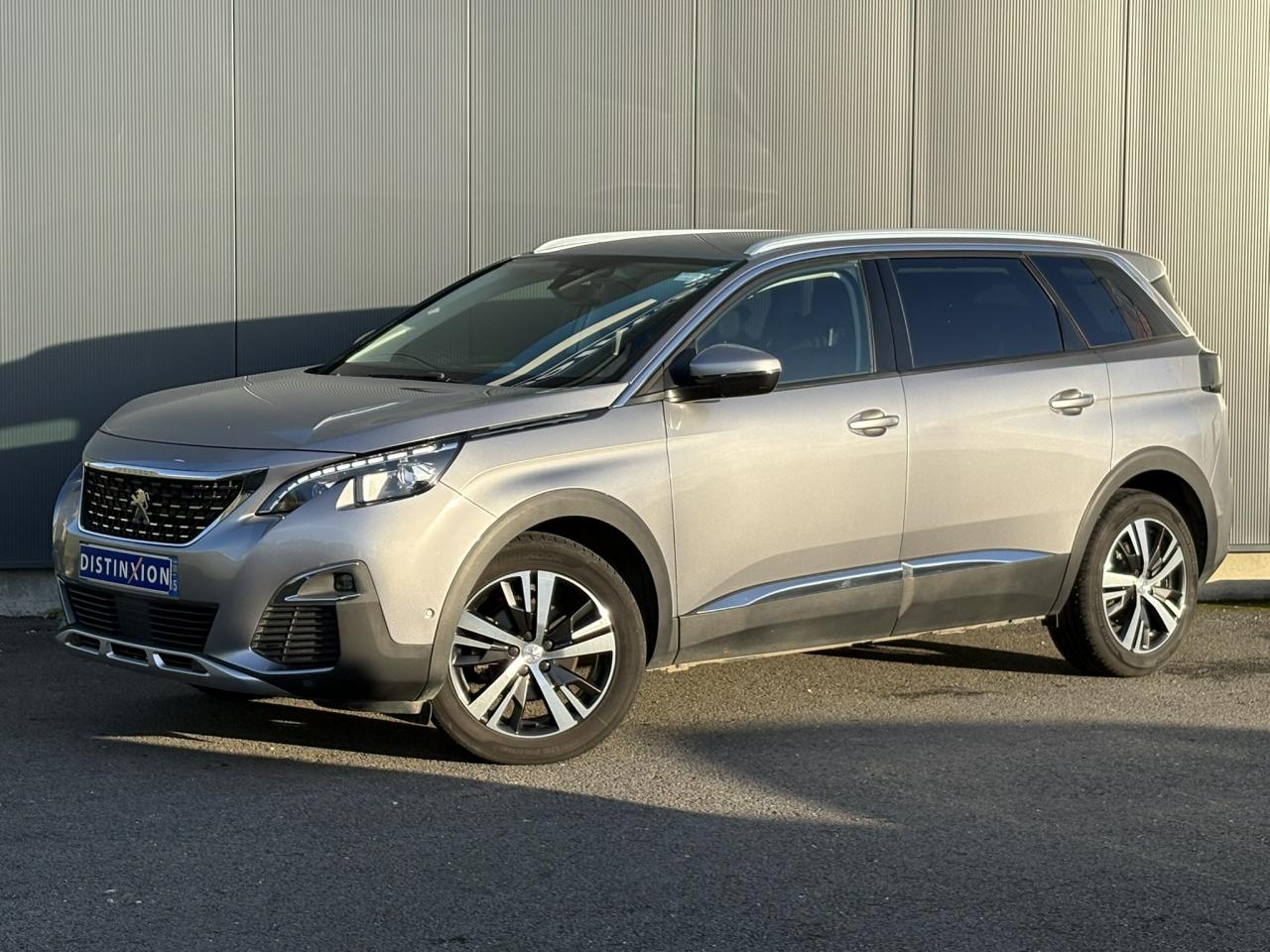 PEUGEOT 5008 1.5 BlueHDI 130 EAT8 Allure Business