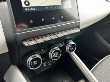 RENAULT CLIO V TCE 100 GPL Techno