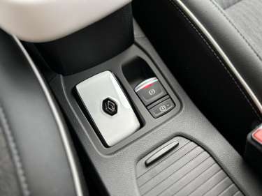 RENAULT CLIO V TCE 100 GPL Techno