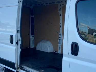 PEUGEOT BOXER L2H2 330 2.0 BlueHDI 130 Pro