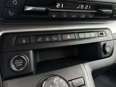 OPEL ZAFIRA LIFE XL 2.0 BlueHDI 180 EAT8 Elegance