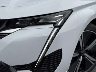 PEUGEOT 308 1.5 BlueHDI 130 EAT8 GT