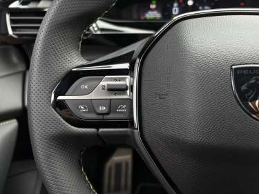 PEUGEOT 308 1.5 BlueHDI 130 EAT8 GT