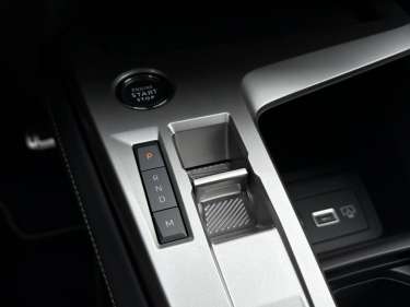 PEUGEOT 308 1.5 BlueHDI 130 EAT8 GT