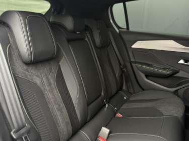 PEUGEOT 308 1.5 BlueHDI 130 EAT8 GT