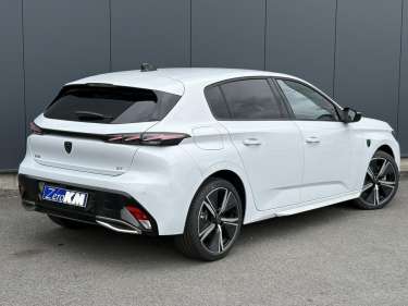 PEUGEOT 308 1.5 BlueHDI 130 EAT8 GT