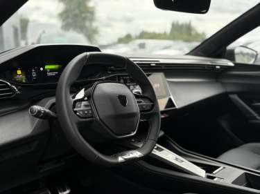 PEUGEOT 308 1.5 BlueHDI 130 EAT8 GT