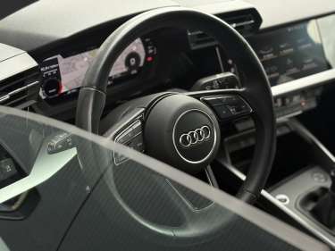 AUDI A3 BERLINE 35 TFSI 150 Design Sport