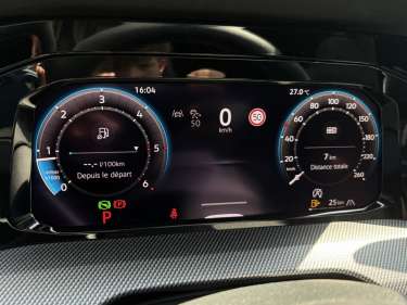 VW GOLF 8 NV 2.0 TDI 150 DSG R-Line