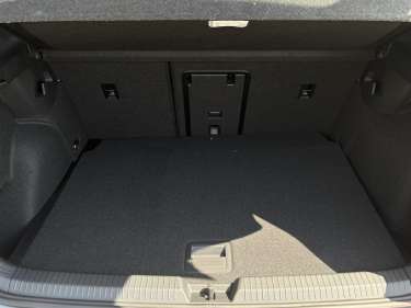 VW GOLF 8 NV 2.0 TDI 150 DSG R-Line