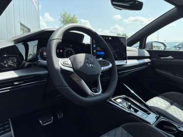 VW GOLF 8 NV 2.0 TDI 150 DSG R-Line