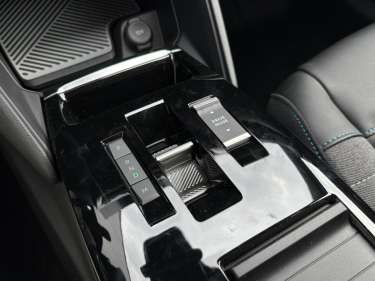 CITROEN C4 1.5 BlueHDI 130 EAT8 Plus