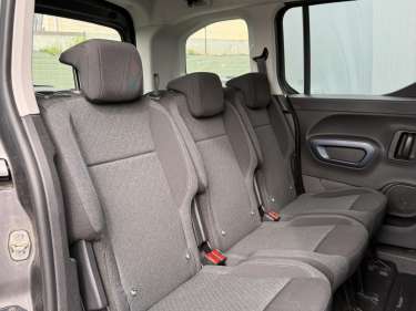 PEUGEOT RIFTER STANDARD 1.5 BlueHDI 130 Allure
