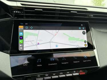 PEUGEOT 308 1.5 BlueHDI 130 EAT8 Allure