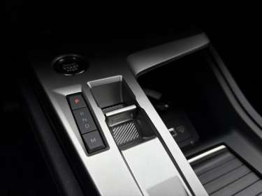 PEUGEOT 308 1.5 BlueHDI 130 EAT8 Allure