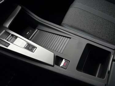 PEUGEOT 308 1.5 BlueHDI 130 EAT8 Allure
