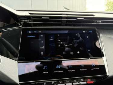 PEUGEOT 308 1.5 BlueHDI 130 EAT8 Allure