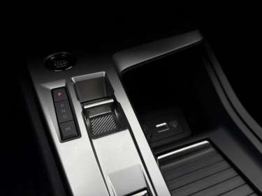 PEUGEOT 308 1.5 BlueHDI 130 EAT8 Allure