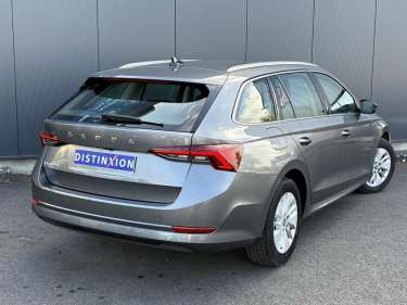 SKODA OCTAVIA COMBI 2.0 TDI 115 Ambition