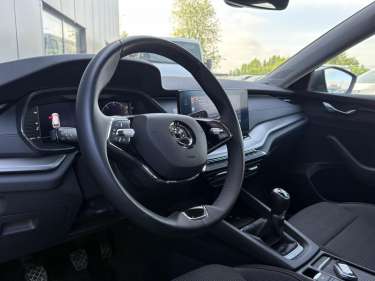SKODA OCTAVIA COMBI 2.0 TDI 115 Ambition