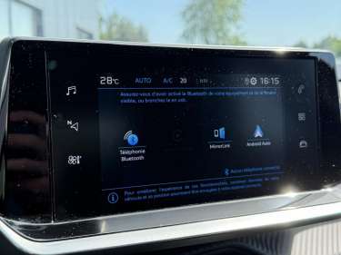 PEUGEOT 208 1.5 BlueHDI 100 Allure