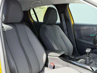 PEUGEOT 208 1.5 BlueHDI 100 Allure