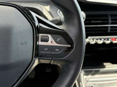 PEUGEOT 208 1.5 BlueHDI 100 Allure