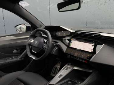 PEUGEOT 308 1.5 BlueHDI 130 EAT8 GT