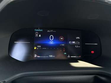 RENAULT CAPTUR ECO-G 100 Techno