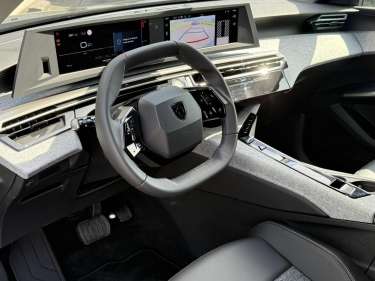 PEUGEOT 3008 NV Hybrid 145 e-DSC6 Allure
