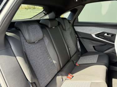 PEUGEOT 3008 NV Hybrid 145 e-DSC6 Allure