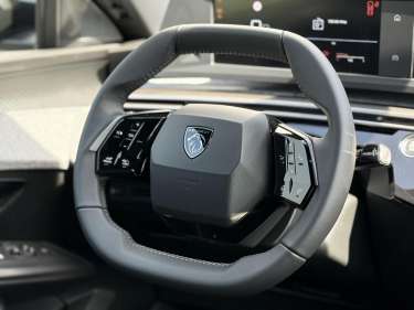 PEUGEOT 3008 NV Hybrid 145 e-DSC6 Allure