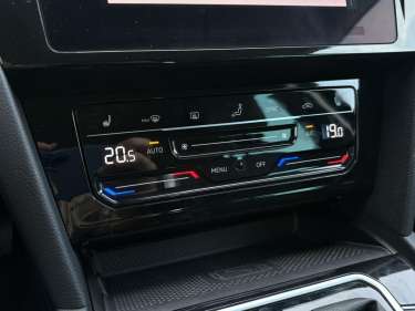 VW PASSAT SW 2.0 TDI 150 DSG Elegance