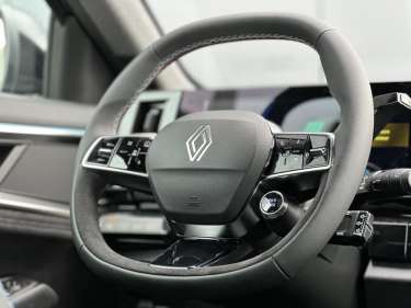 RENAULT ESPACE VI E-Tech Full Hybrid 200 Esprit Alpine
