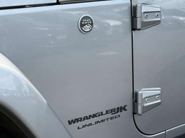 JEEP WRANGLER 2.8 CRD 200 Unlimited JK Edition Golden Eagle