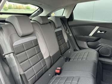 CITROEN C4 NV Hybrid 145 e-DSC6 Plus