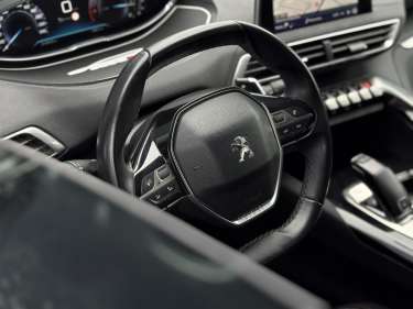 PEUGEOT 5008 1.6 BlueHDI 120 EAT6 Active Business