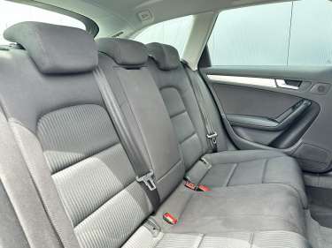 AUDI A4 AVANT 2.0 TDI 150 Business