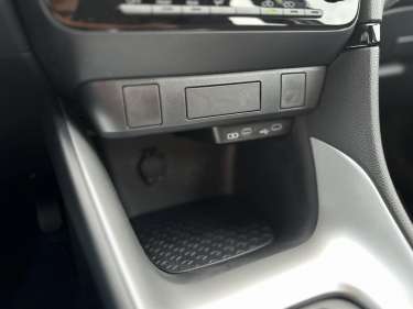 TOYOTA YARIS Hybride E-CVT 116 Confort