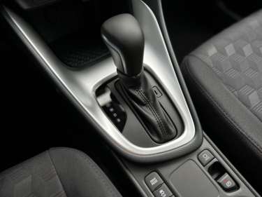 TOYOTA YARIS Hybride E-CVT 116 Confort