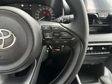 TOYOTA YARIS Hybride E-CVT 116 Confort
