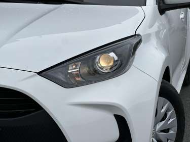 TOYOTA YARIS Hybride E-CVT 116 Confort