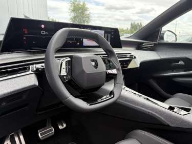 PEUGEOT 5008 NV Hybrid 145 e-DSC6 GT
