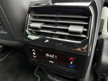PEUGEOT 5008 NV Hybrid 145 e-DSC6 GT
