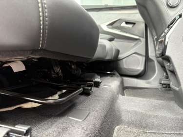 PEUGEOT 5008 NV Hybrid 145 e-DSC6 GT