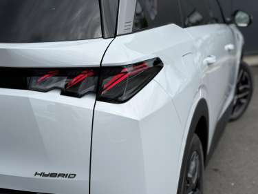 PEUGEOT 5008 NV Hybrid 145 e-DSC6 GT