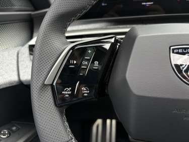 PEUGEOT 5008 NV Hybrid 145 e-DSC6 GT