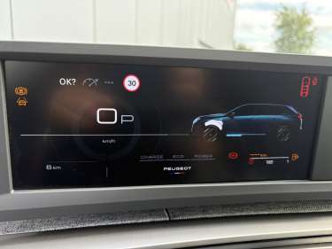 PEUGEOT 5008 NV Hybrid 145 e-DSC6 Allure