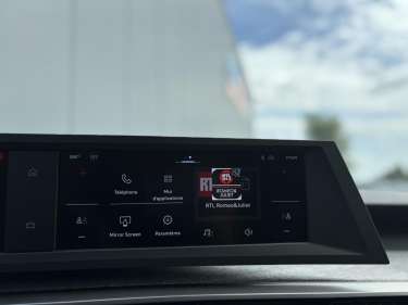 PEUGEOT 5008 NV Hybrid 145 e-DSC6 Allure