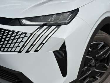 PEUGEOT 5008 NV Hybrid 145 e-DSC6 Allure